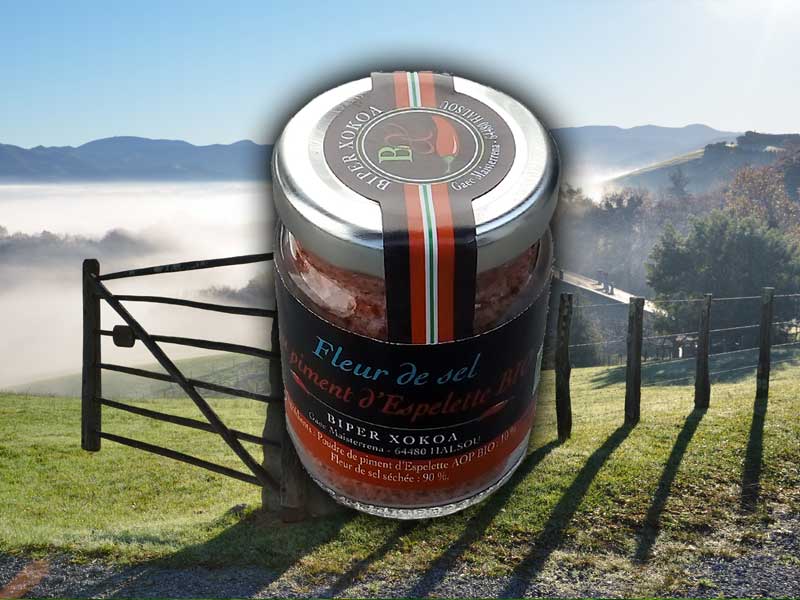Fleur de sel de Guérande au piment d’Espelette BIO - A partir de 2.90 euros pour grand public. Professionnel : nous contacter Fleur de sel de Guérande au piment d’Espelette BIO